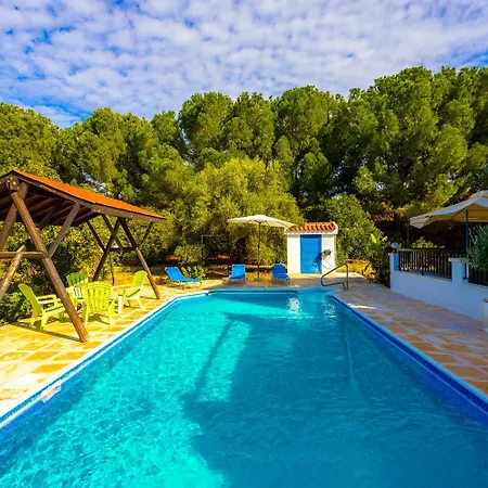 Charoula Thio Large Private Pool Ac Wifi