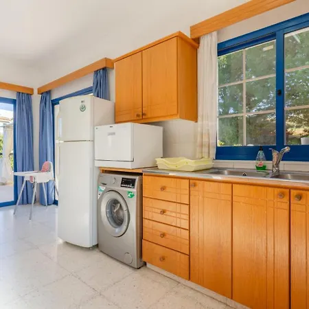 Villa Charoula Thio Polis