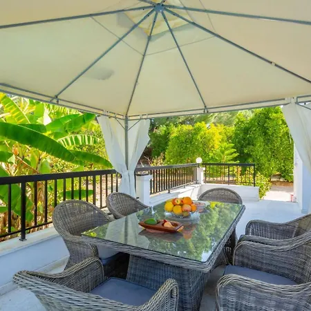 Charoula Thio Large Private Pool Ac Wifi *