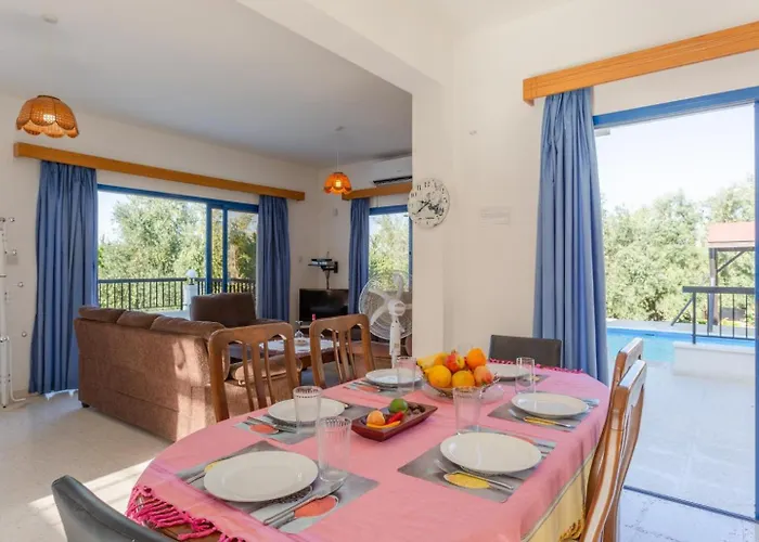 Charoula Thio Large Private Pool Ac Wifi Polis