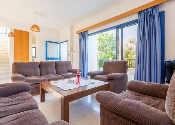 Charoula Thio Large Private Pool Ac Wifi וילה