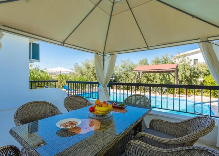 Charoula Thio Large Private Pool Ac Wifi * Polis