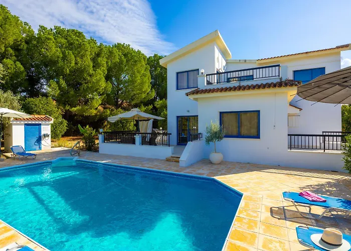 Charoula Thio Large Private Pool Ac Wifi וילה