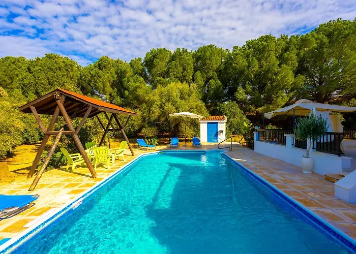 Charoula Thio Large Private Pool Ac Wifi